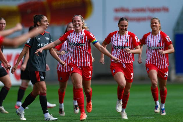 29. August 2026, Fussball, Google Pixel Frauen-Bundesliga, SC Freiburg - 1. FC Union Berlin Lisa Karl (2, SC Freiburg), Torschützin zum 1:0 für den Sportclub Photo: Urs Ottiger *** August 29, 2026, Soccer, Google Pixel Women s Bundesliga, SC Freiburg 1, FC Union Berlin 2, Lisa Karl, SC Freiburg, scorer of the 1-0 goal for SC Freiburg. Photo by Urs Ottiger
