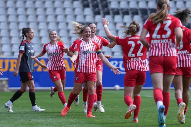 Lisa Karl (SC Freiburg, 02) Torjubel, Emotionen, Jubel, Torerfolg, Abschluss, Treffer , Deutschland, Fussball, GooglePixel Frauen-Bundesliga, 2.Spieltag, 2026 2027, SC Freiburg vs. 1. FC Union Berlin, 29.08.2026, Dreisamstadion, Freiburg Freiburg Dreisamstadion Baden-Wuerttemberg Deutschland *** Lisa Karl, SC Freiburg, 02 Goal celebration, Emotions, Cheering, Goal scored, Shot on goal, Goal, Germany, Soccer, Google Pixel Women s Bundesliga, Matchday 2, 2026–2027, SC Freiburg vs. 1. FC Union Berlin, August 29, 2026, Dreisamstadion, Freiburg, Dreisamstadion, Baden-Württemberg, Germany Copyright: xArnexAmbergx