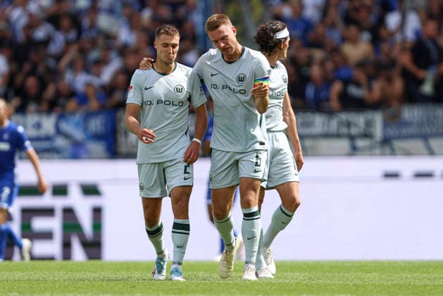 Kilian Fischer (VFL Wolfsburg) und Hauke Wahl (VFL Wolfsburg) sprechen miteinander waehrend des Spiels der 2. Bundesliga zwischen Karlsruher SC und VfL Wolfsburg, BBBank Wildpark am 29. August 2026 in Karlsruhe, Deutschland. (Foto von Oliver Kaelke DeFodi Images) +++ Kilian Fischer (VFL Wolfsburg) und Hauke Wahl (VFL Wolfsburg) talk to each other during the 2nd Bundesliga match between Karlsruher SC and VfL Wolfsburg at BBBank Wildpark on August 29, 2026 in Karlsruhe, Germany. (Photo by Oliver Kaelke DeFodi Images) DFB DFL REGULATIONS PROHIBIT ANY USE OF PHOTOGRAPHS AS IMAGE SEQUENCES AND OR QUASI-VIDEO. (Photo by Oliver Kaelke DeFodi Images) - *** Kilian Fischer of VFL Wolfsburg and Hauke Wahl of VFL Wolfsburg talk to each other during the 2. Bundesliga match between Karlsruher SC and VfL Wolfsburg, at BBBank Wildpark on August 29, 2026, in Karlsruhe, Germany. Photo by Oliver Kaelke, DeFodi Images. Kilian Fischer of VFL Wolfsburg and Hauke Wahl of VFL Wolfsburg talk to each other during the 2nd Bundesliga match between Karlsruher SC and VfL Wolfsburg at BBBank Wildpark on August 29, 2026 in Karlsruhe, Germany. Photo by Oliver Kaelke, DeFodi Images. DFB and DFL regulations prohibit any use of photographs as image sequences and or quasi-video. Photo by Oliver Kaelke, DeFodi Images.