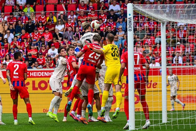 29.08.2026, GER, Fußball, Herren, 2. Bundesliga, 1. FC Heidenheim vs Dynamo Dresden Tor zum 0:1 durch Vincent Vermeij (Dresden, 9) Heidenheim Voith-Arena Baden-Württemberg Deutschland *** August 29, 2026, GER, Soccer, Men s, 2. Bundesliga, 1. FC Heidenheim vs. Dynamo Dresden; Goal to make it 0–1 by Vincent Vermeij (Dresden); 9, Heidenheim Voith Arena, Baden-Württemberg, Germany Copyright: xNordphotox xHafnerx