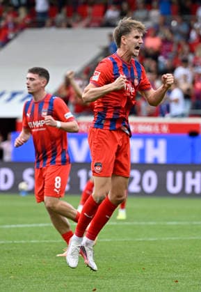 TOR zum 1:1 Jan Schoeppner 1. FC Heidenheim 1846 FCH (03) Torjubel 1. FC Heidenheim 1846 FCH vs SG Dynamo Dresden SGD 29.08.2026 DFL REGULATIONS PROHIBIT ANY USE OF PHOTOGRAPHS AS IMAGE SEQUENCES AND OR QUASI-VIDEO 1. FC Heidenheim 1846 FCH vs SG Dynamo Dresden SGD *** GOAL: Jan Schoeppner, 1 FC Heidenheim 1846 (FCH) 1, 03 Goal celebration: 1 FC Heidenheim 1846 (FCH) vs. SG Dynamo Dresden (SGD), August 29, 2026. DFL regulations prohibit any use of photosOGRAPHS AS IMAGE SEQUENCES AND OR QUASI-VIDEO 1 FC Heidenheim 1846 FCH vs. SG Dynamo Dresden SGD
