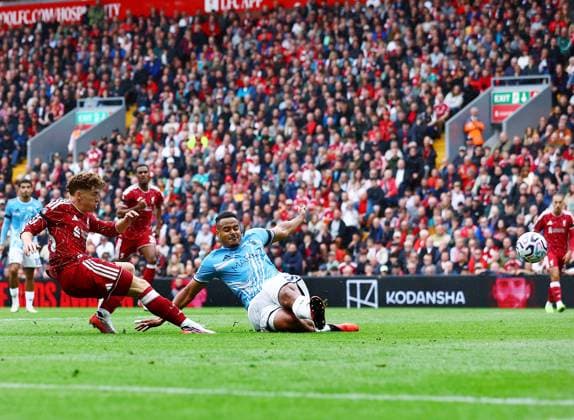 Victor Munoz of Liverpool scores a goal to make it 2-2 Liverpool v Nottingham Forest, Premier League Football, Football, Anfield, Liverpool, UK - 29 Aug 2026Liverpool Anfield United Kingdom EDITORIAL USE ONLY No use with unauthorised audio, video, data, fixture lists, club league logos or live services. Online in-match use limited to 120 images, no video emulation. No use in betting, games or single club league player publications. Copyright: xMattxWest Shutterstockx 17118964ac