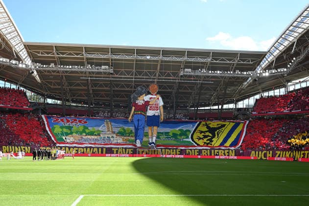 Fußball I Herren I Saison 2026-2027 I Bundesliga I 1. Spieltag I RB Leipzig - Borussia Mönchengladbach I 29.08.2026 Riesige Choreographie vor Spielbeginn Leipzig Red Bull Arena Sachsen Deutschland *** Soccer I Men s I 2026–2027 Season I Bundesliga I Matchday 1 I RB Leipzig vs. Borussia Mönchengladbach I August 29, 2026 Huge choreographed display before kickoff at the Red Bull Arena in Leipzig, Saxony, Germany Copyright: xLobeca InesxHähnelx