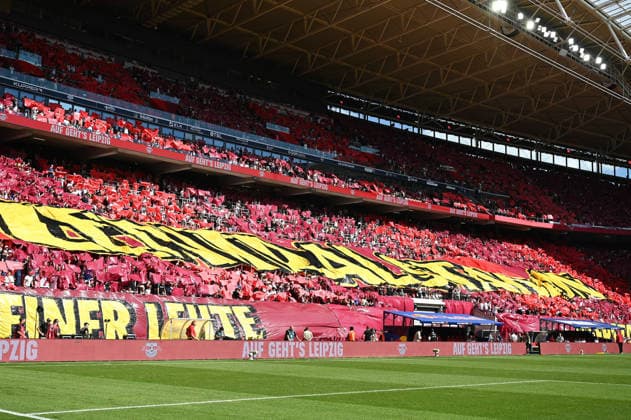 Fußball I Herren I Saison 2026-2027 I Bundesliga I 1. Spieltag I RB Leipzig - Borussia Mönchengladbach I 29.08.2026 360 Grad Choreographie Blick zur Haupttribüne Leipzig Red Bull Arena Sachsen Deutschland *** Soccer I Men s I 2026–2027 Season I Bundesliga I Matchday 1 I RB Leipzig vs. Borussia Mönchengladbach I August 29, 2026 360-degree view of the choreography View toward the main grandstand Leipzig Red Bull Arena Saxony, Germany Copyright: xLobeca InesxHähnelx