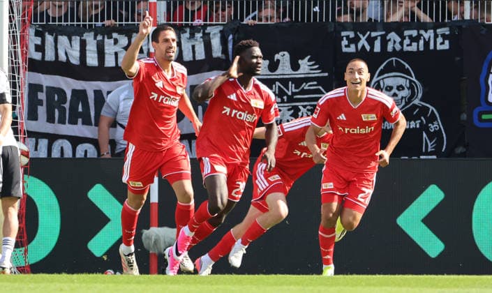 Emmanuel Latte Lath jubelt nach Tor zum 1:0 Freude Emotion Jubel Fußball Fussball Bundesliga Herren DFL 1. Spieltag Saison 2026 2027 29.08.2026 1.FC Union Berlin FCU vs SG Eintracht Frankfurt SGE DFL regulations prohibit any use of photographs as image sequences and or quasi-video. *** Emmanuel Latte Lath celebrates after scoring the 1-0 goal: Joy, Emotion, Celebration, Sports, Soccer, Bundesliga, Men s, DFL, Matchday 1, 2026-2027 Season, August 29, 2026, 1. FC Union Berlin (FCU) vs. SG Eintracht Frankfurt (SGE). DFL regulations prohibit any use of photographs as image sequences and or quasi-video