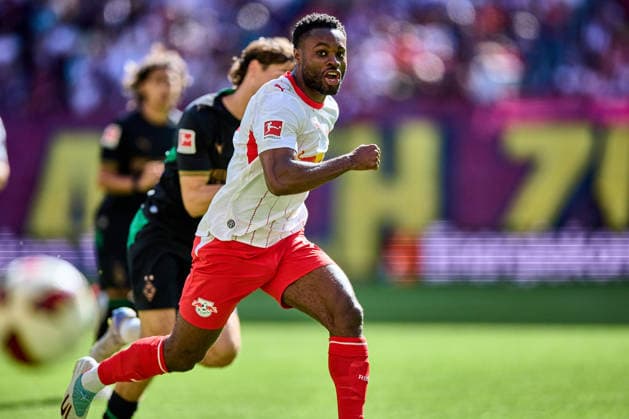 29.08.2026, Fußball, Männer, Bundesliga, 2026 2027, RB Leipzig - Borussia Mönchengladbach Ridle Baku (17, RB Leipzig), Aktion, mit Ball, sprintet Richtung Tor Leipzig Red Bull Arena Sachsen Deutschland *** August 29, 2026, Soccer, Men s, Bundesliga, 2026–2027, RB Leipzig vs. Borussia Mönchengladbach, Ridle Baku, 17, RB Leipzig, in action, with the ball, sprinting toward the goal, Leipzig, Red Bull Arena, Saxony, Germany