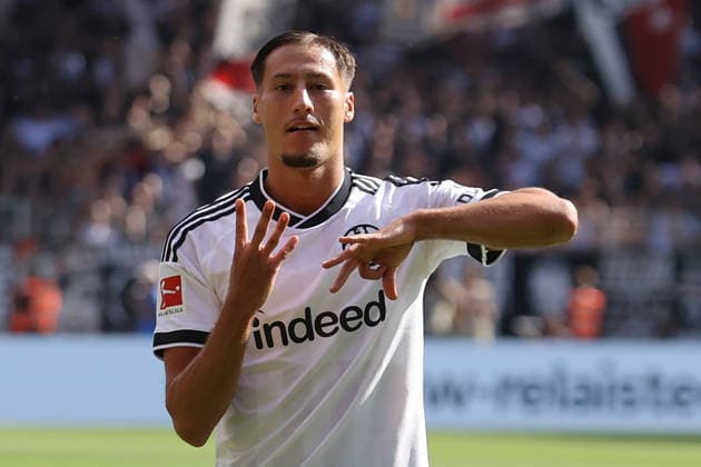 29.08.2026, xtgx, Fussball 1.Bundesliga, Union Berlin - Eintracht Frankfurt v.l. Torjubel nach dem Tor zum celebrating the goal celebrate 1:2 durch Younes Ebnoutalib (Eintracht Frankfurt) Berlin *** August 29, 2026, xtgx, Soccer 1. Bundesliga, Union Berlin vs. Eintracht Frankfurt, goal celebration after Younes Ebnoutalib s goal for Eintracht Frankfurt against Union Berlin