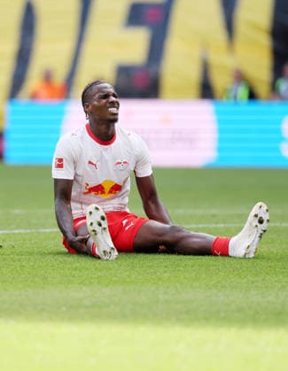 RB Leipzig - Moenchengladbach Bundesliga Leipzig, 29.08.2026, Red Bull Arena, Fußball, 1.Bundesliga, 1.Spieltag , RB Leipzig vs. Borussia Mönchengladbach, Im Bild: Ezechiel Banzuzi (6, RB Leipzig). , Nur zur redaktionellen Nutzung. Only editorial use. , DFL DFB regulations prohibit any use of photographs as image sequences and or quasi-video. , *** RB Leipzig vs. Mönchengladbach, Bundesliga, Leipzig, August 29, 2026, Red Bull Arena, Soccer, Bundesliga 1, Matchday 1, RB Leipzig vs. Borussia Mönchengladbach, Pictured: Ezechiel Banzuzi 6, RB Leipzig, For editorial use only, DFL and DFB regulations prohibit any use of photographs as image sequences and or quasi-video,