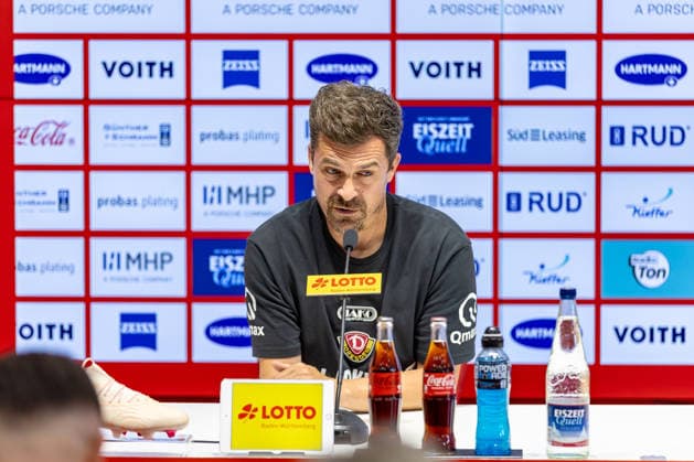Pressekonferenz Interview Thomas Stamm (SG Dynamo Dresden, Chef-Trainer) Mimik enttaeuscht, GER, 1.FC Heidenheim vs. SG Dynamo Dresden, Fussball, 2. Bundesliga, 03. Spieltag, Spielzeit 2026 2027, 29.08.2026, DFL DFB REGULATIONS PROHIBIT ANY USE OF PHOTOGRAPHS AS IMAGE SEQUENCES AND OR QUASI-VIDEO, GER, 1.FC Heidenheim vs. SG Dynamo Dresden, Fussball, 2. Bundesliga, 03. Spieltag, Spielzeit 2026 2027, 29.08.2026 Heidenheim *** Press Conference Interview with Thomas Stamm of SG Dynamo Dresden; Head Coach Looks Disappointed, GER, 1. FC Heidenheim vs. SG Dynamo Dresden, Soccer, 2. Bundesliga, Matchday 3, 2026–2027 Season, August 29, 2026, DFL and DFB regulations prohibit any use of photographs as image sequences and or quasi-video, GER, 1 FC Heidenheim vs. SG Dynamo Dresden, Soccer, 2. Bundesliga, Matchday 3, 2026–2027 Season, August 29, 2026, Heidenheim Copyright: xEibner-Pressefoto JanixPlessx EP_JPL