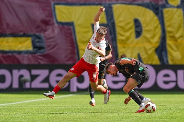 29.08.2026, xydrx, Herren, Fußball, 1.Bundesliga, RB Leipzig - Borussia Mönchengladbach, Saison 2026 2027, Red Bull Arena:Brajan Gruda (RB Leipzig, 10) im Zweikampf gegen Lukas Ullrich (Borussia Moenchengladbach, 26) DFB regulations prohibit any use of photographs as image sequences and or quasi-video. *** August 29, 2026, xydrx, Men s, Soccer, Bundesliga 1, RB Leipzig vs. Borussia Mönchengladbach, 2026–2027 season, Red Bull Arena, Brajan Gruda, RB Leipzig, No. 10 in a tackle against Lukas Ullrich of Borussia Mönchengladbach, 26. DFB regulations prohibit any use of photographs as image sequences and or quasi-video. Copyright: HMBxMedia YannisxDreimann
