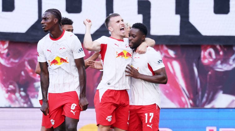 RB Leipzig - Moenchengladbach Bundesliga Leipzig, 29.08.2026, Red Bull Arena, Fußball, 1.Bundesliga, 1.Spieltag , RB Leipzig vs. Borussia Mönchengladbach, Im Bild: Tor für RB Leipzig. Ridle Baku (17, RB Leipzig) trifft zum 1:0 und jubelt mit Brajan Gruda (10, RB Leipzig). , Nur zur redaktionellen Nutzung. Only editorial use. , DFL DFB regulations prohibit any use of photographs as image sequences and or quasi-video. , *** RB Leipzig vs. Borussia Mönchengladbach, Bundesliga, Leipzig, August 29, 2026, Red Bull Arena, Soccer, Bundesliga 1, Matchday 1, RB Leipzig vs. Borussia Mönchengladbach, Pictured: Goal for RB Leipzig by Ridle Baku (17); RB Leipzig scores to make it 1–0 and celebrates with Brajan Gruda (10), RB Leipzig; For editorial use only; DFL and DFB regulations prohibit any use of photographs as image sequences and or quasi-video,