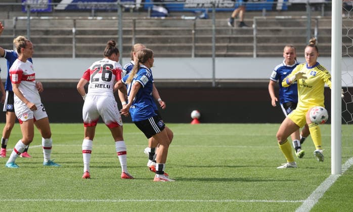 Stuttgart , Google Pixel Frauen-Bundesliga VfB Stuttgart vs. Hamburger SV , Tor zum 2 : 1 , Torschützin Nicole Billa ( 26 VfB ) *** Stuttgart, Google Pixel Women s Bundesliga: VfB Stuttgart vs. Hamburger SV, goal to make it 2-1, scored by Nicole Billa, 26, VfB