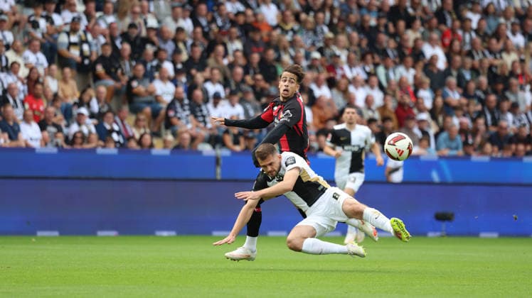 29.08.2026, xrekx, Fussball 1.Bundesliga, SV Elversberg - Bayer 04 Leverkusen v.l. Afonso Moreira (Bayer 04 Leverkusen) Lukasz Poreba (SV 07 Elversberg) Zweikampf, Aktion, action, battle for the ball (DFL DFB REGULATIONS PROHIBIT ANY USE OF PHOTOGRAPHS as IMAGE SEQUENCES and or QUASI-VIDEO) Elversberg *** August 29, 2026, xrekx, Soccer, Bundesliga 1, SV Elversberg vs. Bayer 04 Leverkusen, Afonso Moreira (Bayer 04 Leverkusen), Lukasz Poreba (SV 07 Elversberg), tackle, Action, battle for the ball DFL DFB REGULATIONS PROHIBIT ANY USE OF PHOTOGRAPHS as IMAGE SEQUENCES and or QUASI-VIDEO Elversberg
