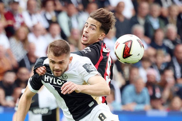 29.08.2026, xrekx, Fussball 1.Bundesliga, SV Elversberg - Bayer 04 Leverkusen v.l. Lukasz Poreba (SV 07 Elversberg) Afonso Moreira (Bayer 04 Leverkusen) Zweikampf, Aktion, action, battle for the ball (DFL DFB REGULATIONS PROHIBIT ANY USE OF PHOTOGRAPHS as IMAGE SEQUENCES and or QUASI-VIDEO) Elversberg *** August 29, 2026, xrekx, Soccer 1st Bundesliga, SV Elversberg vs. Bayer 04 Leverkusen, Lukasz Poreba (SV 07 Elversberg) vs. Afonso Moreira (Bayer 04 Leverkusen), tackle, action, battle for the ball. DFL and DFB regulations prohibit any use of photographs as image sequences and or quasi-video. Elversberg