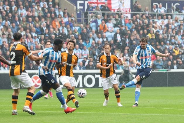 Jack Rudoni of Coventry City has a shot at goal Coventry City v Hull City, Premier League Football, Football, Coventry Building Society Arena, Coventry, UK - 29 Aug 2026Coventry Coventry Building Society Arena United Kingdom EDITORIAL USE ONLY No use with unauthorised audio, video, data, fixture lists, club league logos or live services. Online in-match use limited to 120 images, no video emulation. No use in betting, games or single club league player publications. Copyright: xAndrewxFosker Shutterstockx 17119018bw