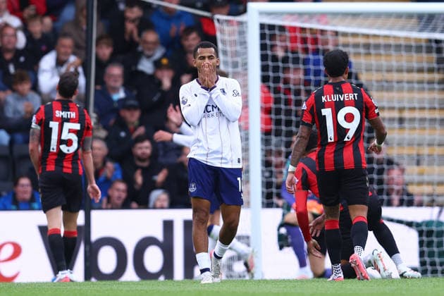 Bournemouth, England, 29th August 2026. Iliman Ndiaye of Everton reacts after missing a shot on goal during the AFC Bournemouth vs Everton Premier League match at the Vitality Stadium, Bournemouth. Picture credit should read: Paul Terry Sportimage EDITORIAL USE ONLY. No use with unauthorised audio, video, data, fixture lists, club league logos or live services. Online in-match use limited to 120 images, no video emulation. No use in betting, games or single club league player publications. SPI_019_PT_Bournemouth_Everton SPI-4940-0019