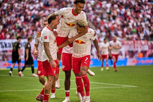 29.08.2026, Fußball, Männer, Bundesliga, 2026 2027, RB Leipzig - Borussia Mönchengladbach Manschaft, RB Leipzig, Jubel nach 2:0 Leipzig Red Bull Arena Sachsen Deutschland *** August 29, 2026, Soccer, Men s, Bundesliga, 2026–2027, RB Leipzig vs. Borussia Mönchengladbach, RB Leipzig, Celebrations after a 2–0 win at the Red Bull Arena in Leipzig, Saxony, Germany