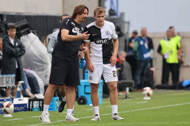29.08.2026, Fussball, Herren, 1. Bundesliga, Saison 2026 2027, SV 07 Elversberg - Bayer 04 Leverkusen, Trainer Vincent Wagner (SV 07 Elversberg), Lasse Günther (SV 07 Elversberg) Elversberg Ursapharm-Arena an der Kaiserlinde Saarland Deutschland (DEU) *** August 29, 2026, Soccer, Men s, Bundesliga 1, 2026–2027 Season, SV 07 Elversberg vs. Bayer 04 Leverkusen, Coach Vincent Wagner (SV 07 Elversberg), Lasse Günther (SV 07 Elversberg), Ursapharm Arena an der Kaiserlinde, Elversberg, Saarland, Germany (DEU) Copyright: xSebastianxBachx
