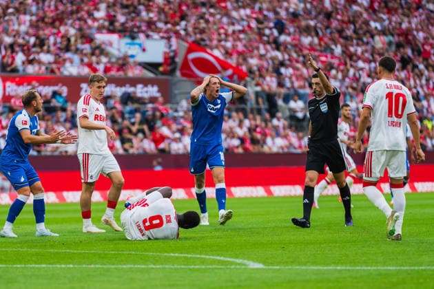 Vladimir Coufal (TSG Hoffenheim, 22) unglaeubig,Isak Johannesson (1.FC Koeln, 08), Ragnar Ache (1.FC Koeln, 09) am Boden, Patrick Wimmer (TSG Hoffenheim, 08) reisst die Arme zum Kopf, Florian Badstuebner (Schiedsrichter) pfeifft Freistoss, Said El Mala (1.FC Koeln, 10) 1.FC Köln vs. TSG Hoffenheim, Fussball, Bundesliga, 1.Spieltag, Saison 2026 27, 29.08.2026, DFL REGULATIONS PROHIBIT ANY USE OF PHOTOGRAPHS AS IMAGE SEQUENCES AND OR QUASI-VIDEO, 1.FC Köln vs. TSG Hoffenheim, Fussball, Bundesliga, 1.Spieltag, Saison 2026 27, 29.08.2026 Köln *** Vladimir Coufal, TSG Hoffenheim, 22, looks on in disbelief; Isak Johannesson, 1. FC Köln, 08; Ragnar Ache, 1. FC Köln, 09, is on the ground; Patrick Wimmer (TSG Hoffenheim), No. 08, raises his arms to his head; Florian Badstübner, the referee, blows the whistle for a free kick; Said El Mala (1. FC Köln), No. 10; 1. FC Köln vs. TSG Hoffenheim, soccer, Bundesliga, Matchday 1, 2026–27 season, August 29, 2026, DFL regulations prohibit any use of photographs as image sequences and or quasi-video, 1. FC Köln vs. TSG Hoffenheim, soccer, Bundesliga, Matchday 1, 2026–27 season, August 29, 2026, Cologne Copyright: xEibner-Pressefoto LukasxBaldygax EP_LBA