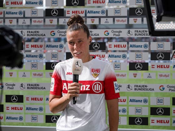 Nicole Billa (VfB Stuttgart Frauen, 26) im Interview GER, Fussball, VfB Stuttgart vs. Hamburger Sportverein, Frauen, 1. Bundesliga, Google Pixel Frauen-Bundesliga, 2. Spieltag, Saison 2026 2027, 29.08.2026 GER, Fussball, VfB Stuttgart vs. Hamburger Sportverein, Frauen, 1. Bundesliga, Google Pixel Frauen-Bundesliga, 2. Spieltag, Saison 2026 2027, 29.08.2026 Stuttgart *** Nicole Billa, VfB Stuttgart Women s Team, age 26, in an interview GER, Soccer, VfB Stuttgart vs. Hamburger Sportverein, Women s, 1. Bundesliga, Google Pixel Women s Bundesliga, Matchday 2, 2026–2027 Season, August 29, 2026 GER, Soccer, VfB Stuttgart vs. Hamburger Sportverein, Women, 1st Bundesliga, Google Pixel Women’s Bundesliga, Matchday 2, 2026–2027 Season, August 29, 2026 Stuttgart Copyright: xCarstenxSchweringx EP_CSG