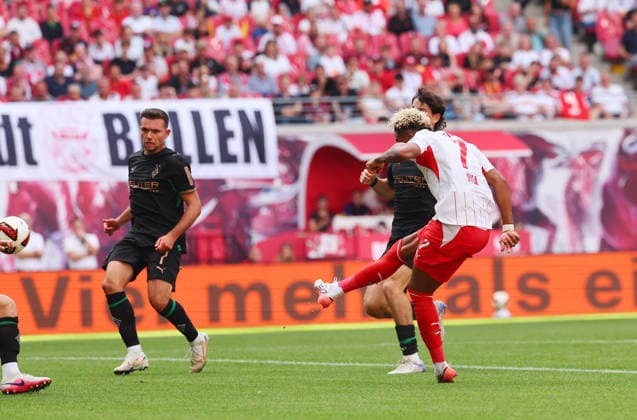 RB Leipzig - Moenchengladbach Bundesliga Leipzig, 29.08.2026, Red Bull Arena, Fussball, Bundesliga, Spieltag 1 , RB Leipzig vs. VFL Borussia Moenchengladbach , Tor für Leipzig zum 2:0. Im Bild: Torschütze Antonio Nusa (7, RB Leipzig) zieht ab , *** RB Leipzig vs. Mönchengladbach, Bundesliga, Leipzig, August 29, 2026, Red Bull Arena, Soccer, Bundesliga, Matchday 1, RB Leipzig vs. VFL Borussia Mönchengladbach, Goal for Leipzig to make it 2–0. Pictured: Goal scorer Antonio Nusa 7. RB Leipzig pulls ahead,