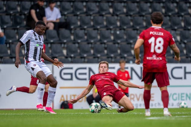 Tackling von Christian Mistl (SG Sonnenhof Großaspach, 06), SG Sonnenhof Großaspach vs. FC Ingolstadt 04, Fussball, 3. Liga, 3. Spieltag, 29.08.2026, DFB regulations prohibit any use of photographs as image sequences and or quasi-video Aspach Baden-Wuerttemberg Deutschland