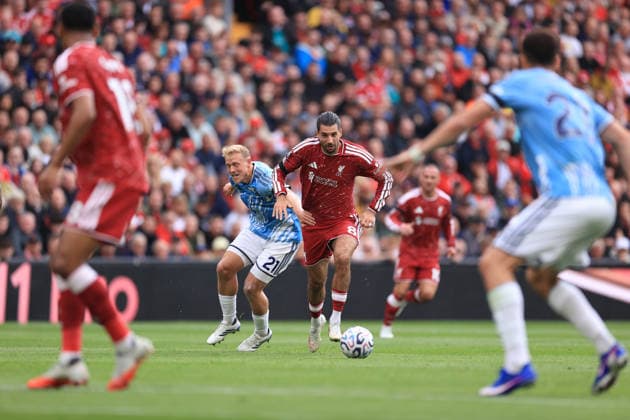 Football - Premier League - Liverpool v Nottingham Forest 29th August 2026 - Premier League - Liverpool v Nottingham Forest - Dominik Szoboszlai of Liverpool battles with Xaver Schlager of Nottingham Forest - Photo: Simon Stacpoole Offside. Liverpool UK Copyright: xSimonxStacpoolexOffside