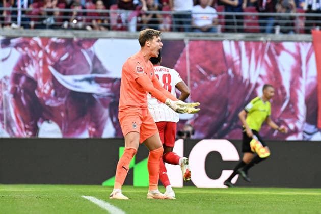 Fußball I Herren I Saison 2026-2027 I Bundesliga I 1. Spieltag I RB Leipzig - Borussia Mönchengladbach I 29.08.2026 Moritz Nicolas (1, Borussia Mönchengladbach) ist wütend über das 3. Gegentor Freisteller, Nahaufnahme, Porträt, Portrait, Einzelfoto, Einzelbild, Körper Leipzig Red Bull Arena Sachsen Deutschland *** Soccer I Men s I 2026–2027 Season I Bundesliga I Matchday 1 I RB Leipzig vs. Borussia Mönchengladbach I August 29, 2026 Moritz Nicolas 1, Borussia Mönchengladbach is furious over the third goal conceded; free kick, close-up, portrait, individual photo, single image, body; Leipzig Red Bull Arena, Saxony, Germany Copyright: xLobeca InesxHähnelx