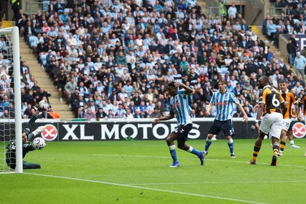 Taiwo Awoniyi of Coventry City has a shot at goal Coventry City v Hull City, Premier League Football, Football, Coventry Building Society Arena, Coventry, UK - 29 Aug 2026Coventry Coventry Building Society Arena United Kingdom EDITORIAL USE ONLY No use with unauthorised audio, video, data, fixture lists, club league logos or live services. Online in-match use limited to 120 images, no video emulation. No use in betting, games or single club league player publications. Copyright: xAndrewxFosker Shutterstockx 17119018cx