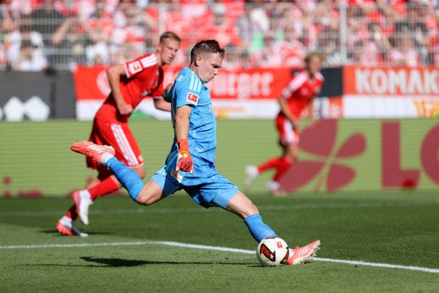 29.08.2026, xtgx, Fussball 1.Bundesliga, Union Berlin - Eintracht Frankfurt v.l. Matheo Raab (1. FC Union Berlin) Berlin *** August 29, 2026, xtgx, Soccer, Bundesliga 1, Union Berlin vs. Eintracht Frankfurt, by Matheo Raab, 1. FC Union Berlin, Berlin