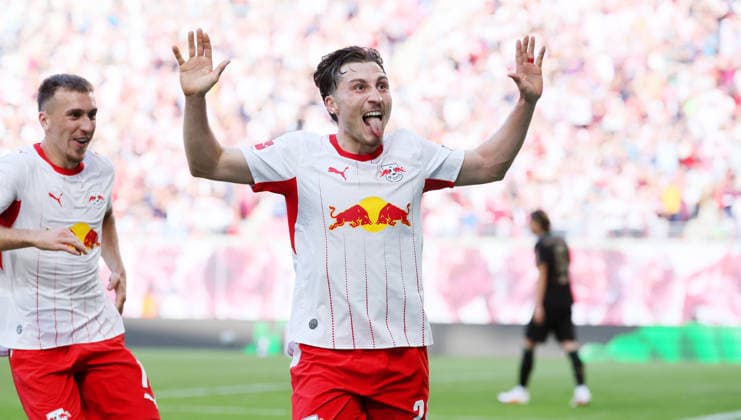 RB Leipzig - Moenchengladbach Bundesliga Leipzig, 29.08.2026, Red Bull Arena, Fußball, 1.Bundesliga, 1.Spieltag , RB Leipzig vs. Borussia Mönchengladbach, Im Bild: Tor für RB Leipzig. Rocco Reitz (20, RB Leipzig) trifft zum 3:0 und jubelt. , Nur zur redaktionellen Nutzung. Only editorial use. , DFL DFB regulations prohibit any use of photographs as image sequences and or quasi-video. , *** RB Leipzig vs. Mönchengladbach, Bundesliga, Leipzig, August 29, 2026, Red Bull Arena, Soccer, Bundesliga 1, Matchday 1, RB Leipzig vs. Borussia Mönchengladbach, Pictured: Goal by RB Leipzig’s Rocco Reitz (20), RB Leipzig scores to make it 3–0 and celebrates, For editorial use only, DFL and DFB regulations prohibit any use of photographs as image sequences and or quasi-video,