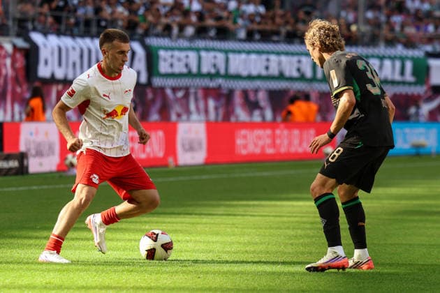 Deutschland: 1. Bundesliga 2026 2027, 1. Spieltag, RB Leipzig - Borussia Mönchengladbach, Red Bull Arena (Leipzig): Brajan Gruda (RB Leipzig, 10) am Ball *** Germany 1 Bundesliga 2026–2027, Matchday 1, RB Leipzig vs. Borussia Mönchengladbach, Red Bull Arena Leipzig, Brajan Gruda (RB Leipzig), 10 on the ball Copyright: xx