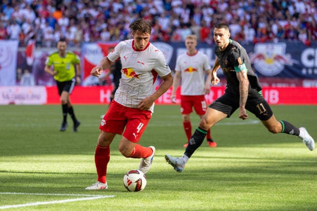 Deutschland: 1.Bundesliga, Saison 2026 2027, 29.08.2026, 1. Spieltag, RB Leipzig vs Borussia Mönchengladbach, Red Bull Arena : Willi Orban (RB Leipzig, 4) am Ball *** Germany 1 Bundesliga, 2026–2027 Season, August 29, 2026, Matchday 1, RB Leipzig vs. Borussia Mönchengladbach, Red Bull Arena: Willi Orban (RB Leipzig), 4 touches Copyright: xMichellexLukax