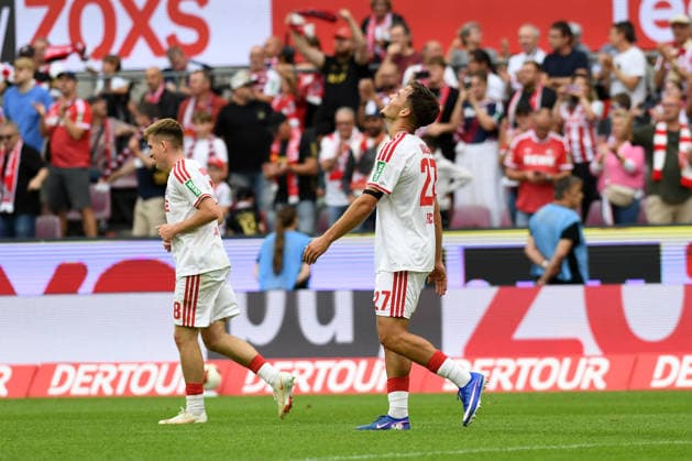 Thijs Dallinga (1. FC Koeln) Torjubel, jubelt nach seinem Treffer zum 3:2 waehrend des Spiels der 1. Bundesliga zwischen 1. FC Koeln und TSG Hoffenheim, RheinEnergieStadion am 29. August 2026 in Koeln, Deutschland. (Foto von Ralf Treese DeFodi Images) +++ Thijs Dallinga (1. FC Koeln) celebrates after scoring his team™s third goal during the Bundesliga match between 1. FC Koeln and TSG Hoffenheim at RheinEnergieStadion on August 29, 2026 in Cologne, Germany. (Photo by Ralf Treese DeFodi Images) DFB DFL REGULATIONS PROHIBIT ANY USE OF PHOTOGRAPHS AS IMAGE SEQUENCES AND OR QUASI-VIDEO. (Photo by Ralf Treese DeFodi Images) - *** Thijs Dallinga of 1. FC Köln celebrates his goal, making the score 3–2, during the Bundesliga match between 1. FC Köln and TSG Hoffenheim at RheinEnergieStadion on August 29, 2026, in Cologne, Germany. Photo by Ralf Treese, DeFodi Images. Thijs Dallinga of 1. FC Köln celebrates after scoring his team’s third goal during the Bundesliga match between 1. FC Köln and TSG Hoffenheim at RheinEnergieStadion on August 29, 2026 in Cologne, Germany. Photo by Ralf Treese, DeFodi Images. DFB and DFL regulations prohibit any use of photographs as image sequences and or quasi-video. Photo by Ralf Treese, DeFodi Images.