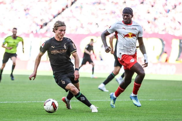 Leipzig 29.08.2026. Pilka nozna Bundesliga sezon 2026 2027 kolejka 1 mecz: RB Leipzig - Borussia Monchengladbach --- Football Bundesliga season 2026 2027 round 1 match: RB Leipzig - Borussia Monchengladbach nz Hugo Bolin-, Castello Lukeba Fot. Kacper Staniec NEWSPIX.PL --- newspix.pl 