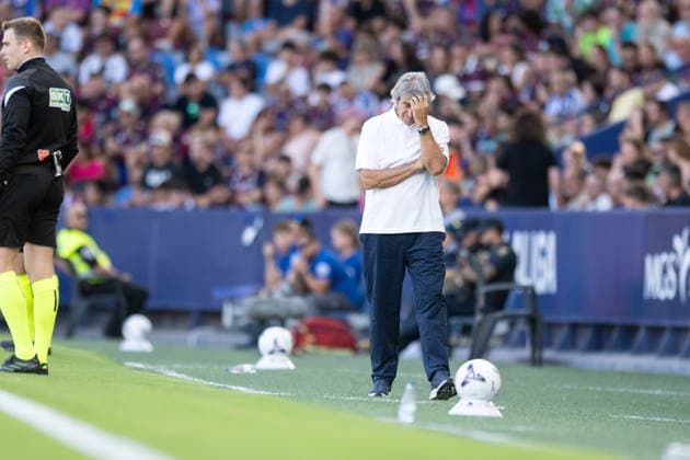 ESP: LaLiga EA Sports UD Levante v Real Betis Manuel Pellegrini coach of Real Betis during LaLiga EA Sports, between UD Levante v Real Betis played at Ciudad de Valencia Stadium in Valencia on August 29, 2026 in Spain; Valencia Spain Futbol Copyright: xAgenciaxLOFx