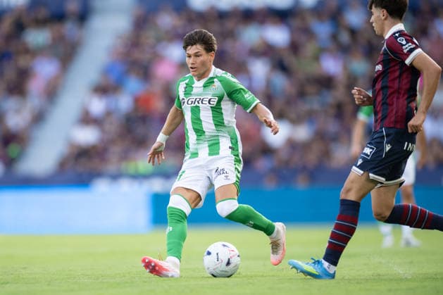 ESP: LaLiga EA Sports UD Levante v Real Betis Fran Garcia of Real Betis during LaLiga EA Sports, between UD Levante v Real Betis played at Ciudad de Valencia Stadium in Valencia on August 29, 2026 in Spain; Valencia Spain Futbol Copyright: xAgenciaxLOFx