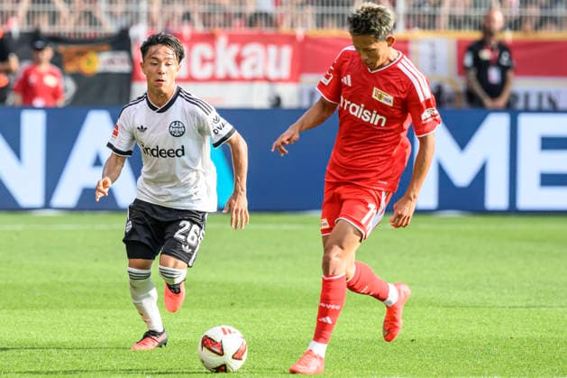 im Bild v.l.: Keita Kosugi (E Frankfurt, 26), Woo-yeong Jeong (Union Berlin, 11), Zweikampf, Action, Kampf, kaempft um den Ball, GER, Berlin, Fussball, 1. FC Union Berlin vs Eintracht Frankfurt, in der Alten Försterei, 29.08.2026, DFB DFL REGULATIONS PROHIBIT ANY USE OF PHOTOGRAPHS AS IMAGE SEQUENCES AND OR QUASI-VIDEO, *** In the photo, from left: Keita Kosugi (E. Frankfurt, 26), Woo Yeong Jeong (Union Berlin, 11); tackle, action, battle, fighting for the ball, GER, Berlin, soccer, 1. FC Union Berlin vs. Eintracht Frankfurt, at the Alte Försterei, August 29, 2026, DFB and DFL regulations prohibit any use of photographs as image sequences and or quasi-video, Copyright: HMBxMedia UwexKoch