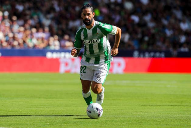 August 29, 2026, Valencia, Valencia, SPAIN: Isco of Real Betis Balompie in action during the Spanish league, LaLiga EA Sports, football match played between Levante UD and Real Betis Balompie at Ciutat de Valencia stadium on August 29, 2026, in Valencia, Spain. Valencia SPAIN - ZUMAa181 20260829_zaa_a181_049 Copyright: xIvanxTerronx