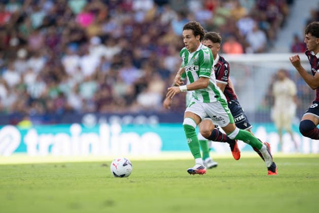 ESP: LaLiga EA Sports UD Levante v Real Betis Rodrigo Riquelme Reche of Real Betis during LaLiga EA Sports, between UD Levante v Real Betis played at Ciudad de Valencia Stadium in Valencia on August 29, 2026 in Spain; Valencia Spain Futbol Copyright: xAgenciaxLOFx