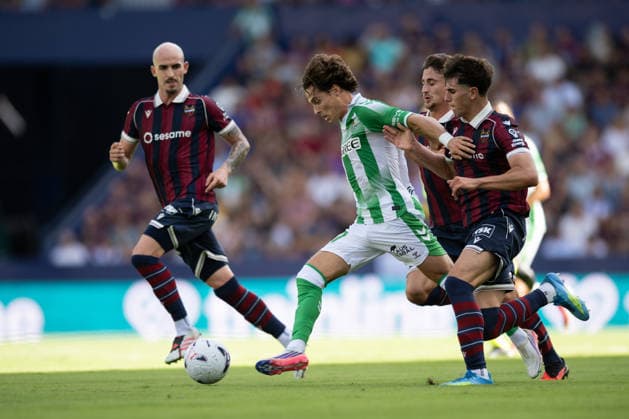 ESP: LaLiga EA Sports UD Levante v Real Betis Rodrigo Riquelme Reche of Real Betis during LaLiga EA Sports, between UD Levante v Real Betis played at Ciudad de Valencia Stadium in Valencia on August 29, 2026 in Spain; Valencia Spain Futbol Copyright: xAgenciaxLOFx