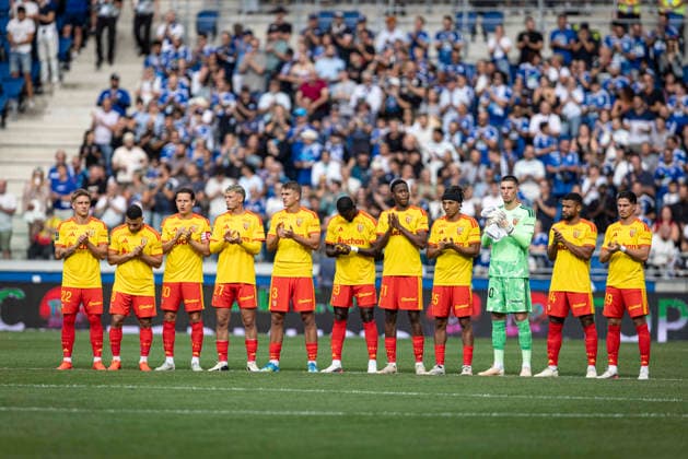 FOOTBALL : Racing Strasbourg vs RC Lens - Ligue 1 J2 Stade de la Meinau - 29 08 2026 photo de l Ã quipe de RC Lens avant le coup d envoi du match  Copyright: xx