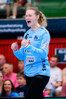 Neckarsulm: HBF - Sportunion Neckarsulm - HSG Bensheim Auerbach Torhueterin Annie Linder (Neckarsulm) Jubel Freude Emotion Neckarsulm Ballei Baden-Württemberg Deutschland