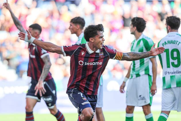 August 29, 2026, Valencia, Valencia, SPAIN: Roger Brugue of Levante UD celebrates a goal during the Spanish league, LaLiga EA Sports, football match played between Levante UD and Real Betis Balompie at Ciutat de Valencia stadium on August 29, 2026, in Valencia, Spain. Valencia SPAIN - ZUMAa181 20260829_zaa_a181_082 Copyright: xIvanxTerronx
