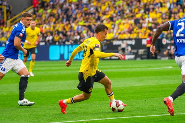 Konstantinos Karetsas (Borussia Dortmund, 19), Deutschland: Fussball, Bundesliga, Saison 2026 27, 1. Spieltag, 29.08.2026, Borussia Dortmund vs Hamburger SV, Signal-Iduna-Park (Dortmund, Nordrhein-Westfalen) *** Konstantinos Karetsas, Borussia Dortmund, 19, German soccer, Bundesliga, 2026–27 season, Matchday 1, August 29, 2026, Borussia Dortmund vs. Hamburger SV, Signal Iduna Park, Dortmund, North Rhine-Westphalia Copyright: xLeonxFrickx