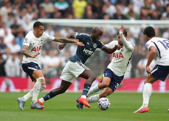 29th August 2026; Tottenham Hotspur Stadium, London, England; Premier League Football, Tottenham Hotspur versus Newcastle United; Yoane Wissa of Newcastle United under pressure from Pedro Porro and Rodrigo Bentancur of Tottenham Hotspur JohnxPatrickxFletcher