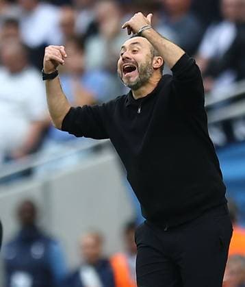 Roberto De Zerbi manager of Tottenham Hotspur Tottenham Hotspur v Newcastle United, Premier League Football, Football, Tottenham Hotspur Stadium, London, UK - 29 Aug 2026London Tottenham Hotspur Stadium United Kingdom EDITORIAL USE ONLY No use with unauthorised audio, video, data, fixture lists, club league logos or live services. Online in-match use limited to 120 images, no video emulation. No use in betting, games or single club league player publications. Copyright: xMichaelxZemanek Shutterstockx 17119028ah