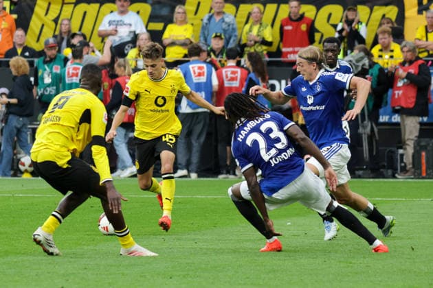 29.08.2026, xgrfx, Fussball 1.Bundesliga, Borussia Dortmund - Hamburger SV v.l. Tor, Konstantinos Karetsas zum 2:0 (Borussia Dortmund) (DFL DFB REGULATIONS PROHIBIT ANY USE OF PHOTOGRAPHS as IMAGE SEQUENCES and or QUASI-VIDEO) Dortmund *** August 29, 2026, xgrfx, Soccer, Bundesliga 1, Borussia Dortmund vs. Hamburger SV, goal, Konstantinos Karetsas, 2–0 Borussia Dortmund. DFL and DFB regulations prohibit any use of photographs as image sequences and or quasi-video. Dortmund