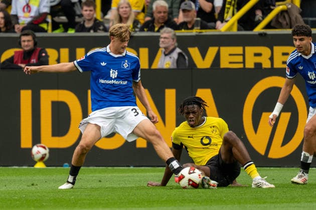 Louis Lemke (Hamburger SV, 37), GER BVB Borussia Dortmund 09 vs. Hamburger SV, Fussball, Bundesliga, Spieltag 01, Saison 2026 2027, 29.09.2026 DFB DFL REGULATIONS PROHIBIT ANY USE OF PHOTOGRAPHS AS IMAGE SEQUENCES AND OR QUASI-VIDEO, GER BVB Borussia Dortmund 09 vs. Hamburger SV, Fussball, Bundesliga, Spieltag 01, Saison 2026 2027, 29.09.2026 Dortmund *** Louis Lemke, Hamburger SV, 37, GER BVB Borussia Dortmund 09 vs. Hamburger SV, Soccer, Bundesliga, Matchday 01, 2026–2027 Season, September 29, 2026 DFB DFL regulations prohibit any use of photographs as image sequences and or quasi-video, GER BVB Borussia Dortmund 09 vs. Hamburger SV, soccer, Bundesliga, Matchday 01, 2026–2027 season, September 29, 2026, Dortmund Copyright: xEibner-Pressefoto FabianxFriesex EP_FFE