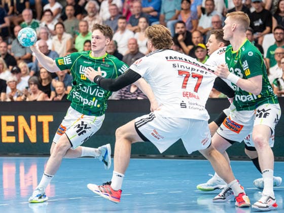 Oskar Neudeck (Frisch Auf Goeppingen, 02) am Ball, Frisch Auf Goeppingen vs. HC Erlangen, Handball, 1. Bundesliga, Herren, Spielzeit 2026 2027, 29.08.2026, Frisch Auf Goeppingen vs. HC Erlangen, Handball, 1. Bundesliga, Herren, Spielzeit 2026 2027, 29.08.2026 Goeppingen Copyright: xEibner-Pressefoto MichaelxSchmidx EP_MST